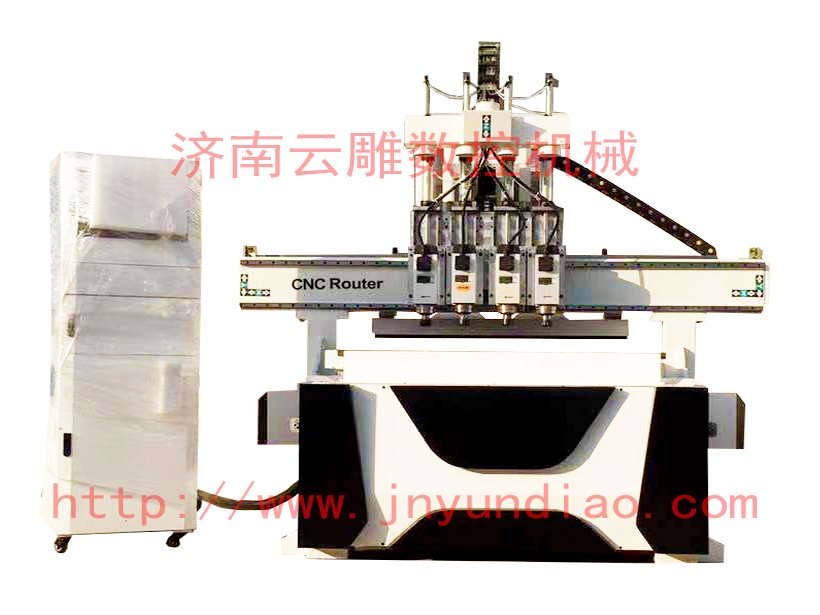 開(kāi)料機(jī)是一款專業(yè)用于板式家具裁料、打孔的專用機(jī)器！